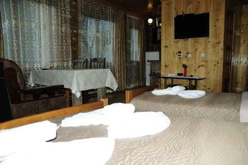 Hostal Tamarioni