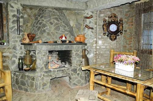 Hostal Tamarioni