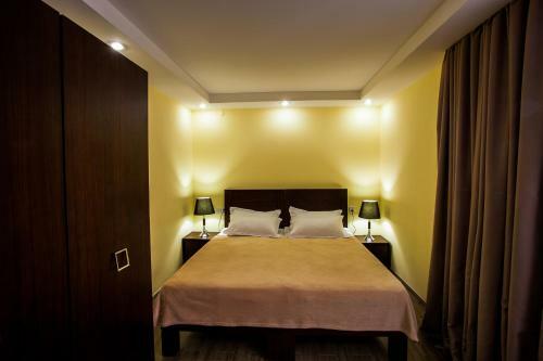 Hotel Crystal Hill Resort
