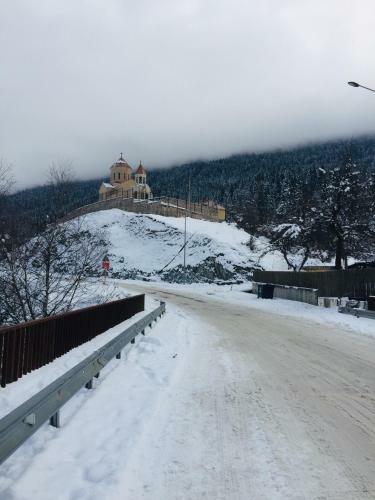 Hostal Guesthouse Alpenrose
