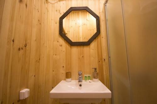 Hostal Cottage Shgedi