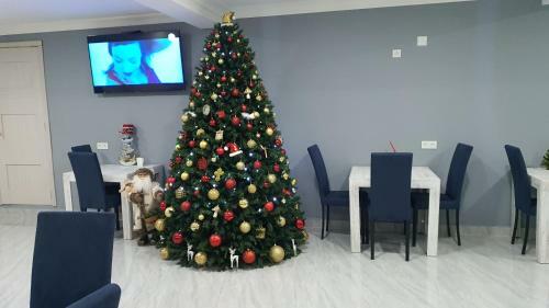 Hostal Mestia 4 Season