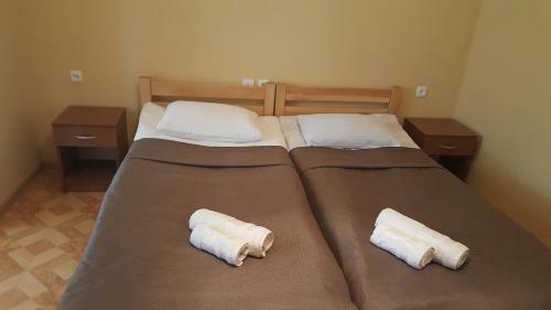 Hostal Mestia 4 Season