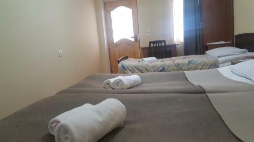 Hostal Mestia 4 Season