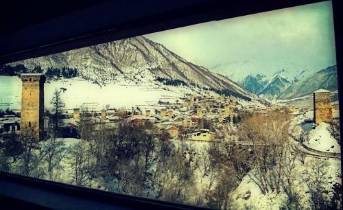 Hostal Mestia 4 Season