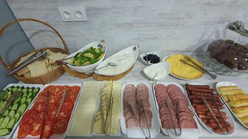 Hostal Mestia 4 Season