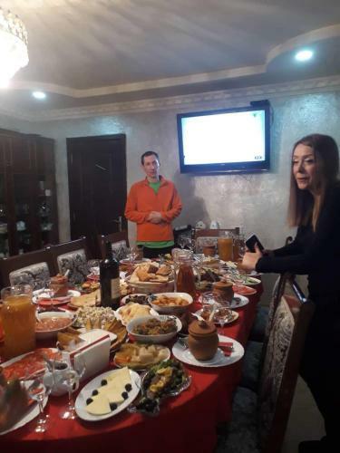 Hostal Mestia 4 Season