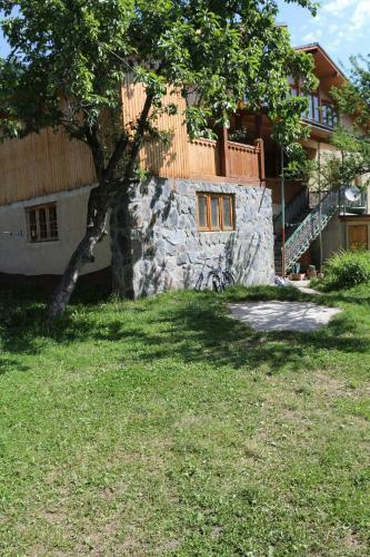 Hostal Irina's Guesthouse