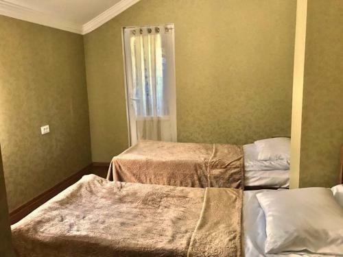 Hostal Guest House Chela