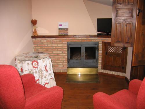 Hotel De Monta�a Cueva Ahumada