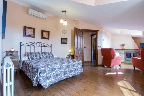 Hotel De Monta�a Cueva Ahumada