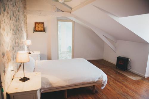 Hostal Alamar Surf House