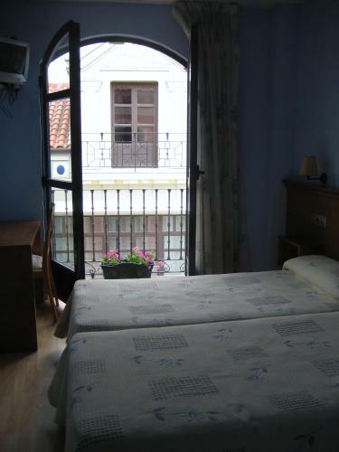 Hostal Hospeder�a V�a De La Plata