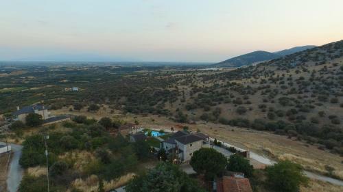 Petrini Villa Avramilias