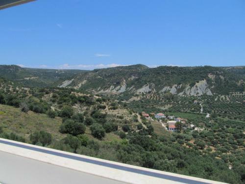 Luxurious Villa In Foinikounta With Panoramic View