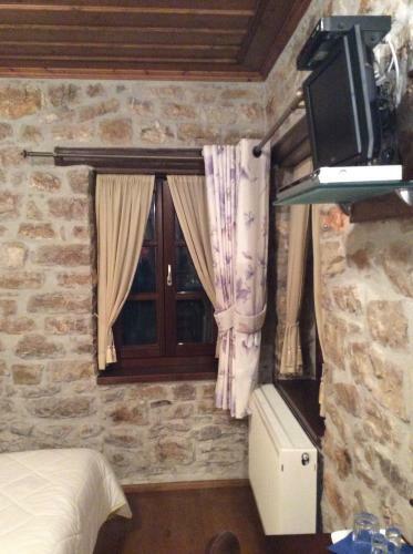 Hostal Oihalia Guesthouse