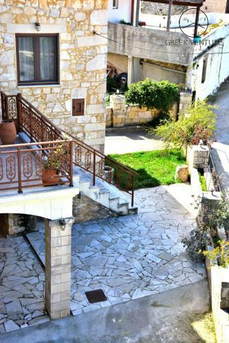 Eleftherna Apartments