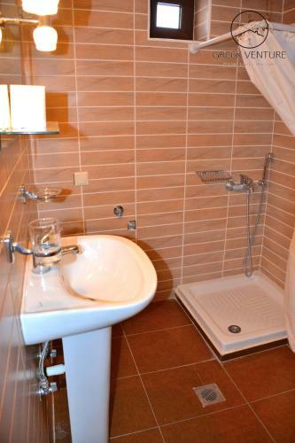 Eleftherna Apartments