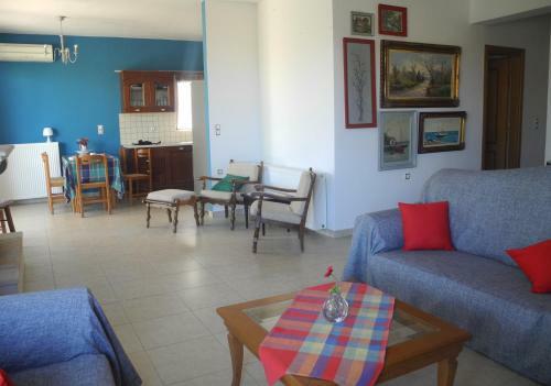 Niki's House