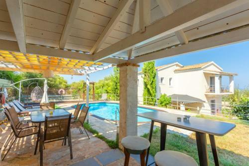 Villa Mavrikia