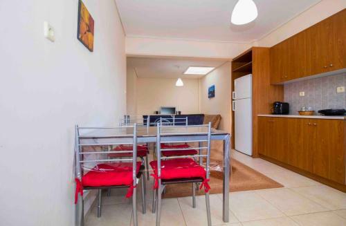 Laconian Collection Thermopylon Road Comfy Apartment