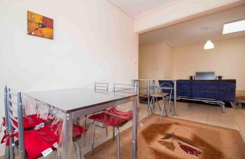 Laconian Collection Thermopylon Road Comfy Apartment