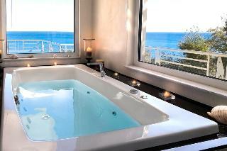 Hotel Panorama Suites & Spa