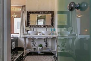 Hotel Panorama Suites & Spa