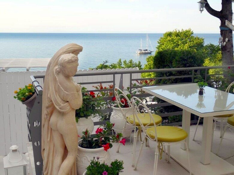 Hotel Panorama Suites & Spa