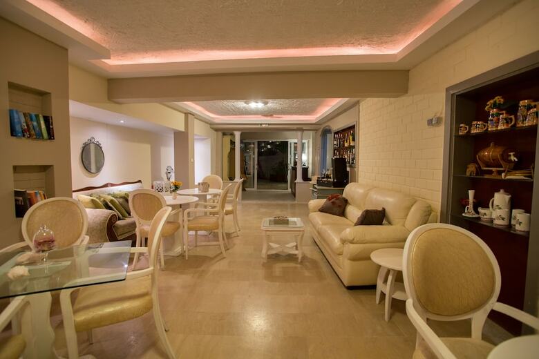 Hotel Panorama Suites & Spa