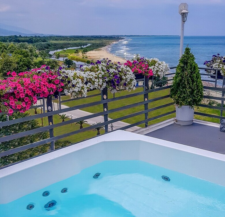 Hotel Panorama Suites & Spa