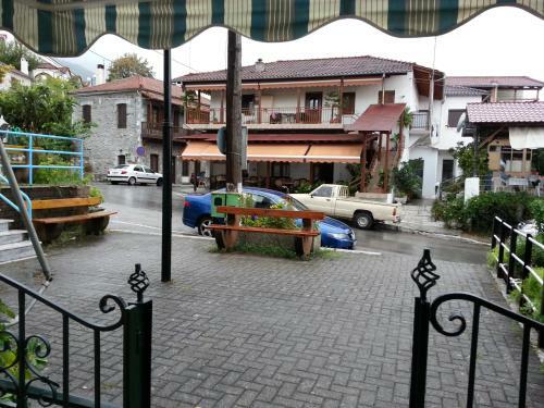 Efstathiou Mihail Studios And Apartments