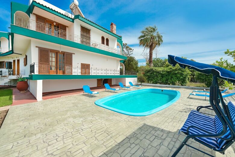 Villas Marianna