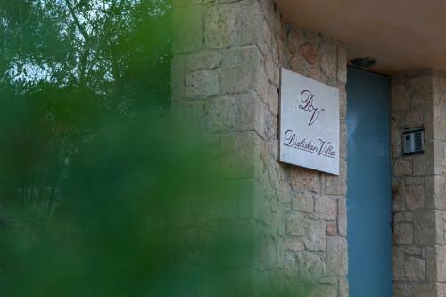 Dialiskari Villas