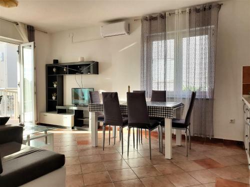 Apartments Gala Novalja