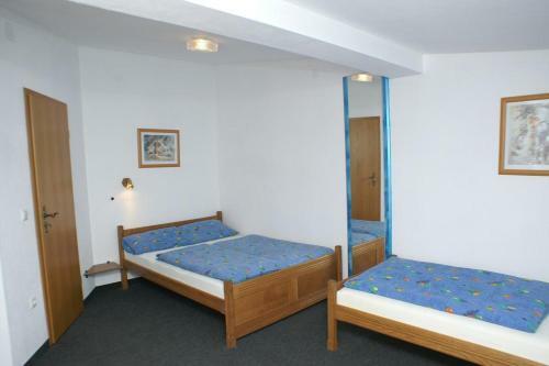Apartments By The Sea Mandre, Pag - 4098