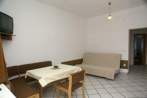 Apartments By The Sea Mandre, Pag - 4098