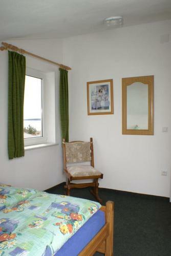 Apartments By The Sea Mandre, Pag - 4098