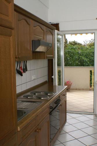 Apartments By The Sea Mandre, Pag - 4098