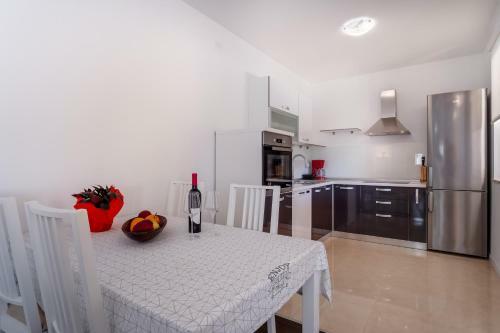 Apartment Mirna