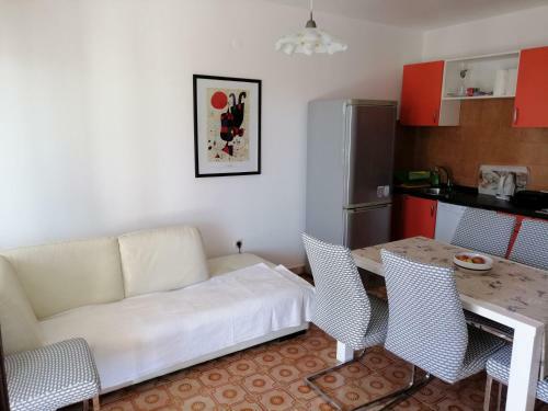 Cozy Apartment Branka With Nice Garden