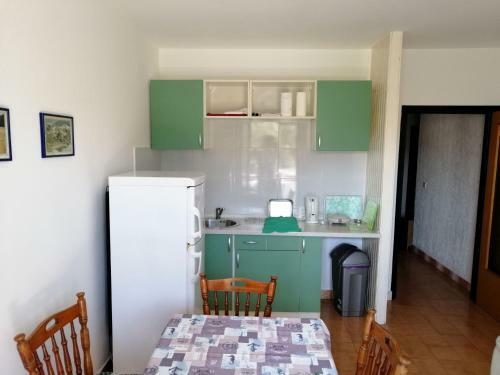 Cozy Apartment Branka With Nice Garden