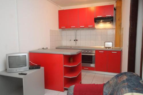 Apartments With A Parking Space Mrljane, Pasman - 8517