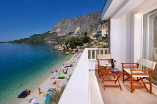 Dicmo Villa Sleeps 10 Pool Wifi