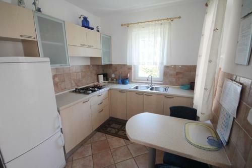 Pinter Apartment