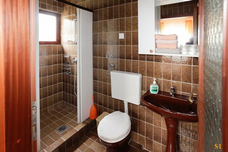 Hostal Apartments And Room Drazen