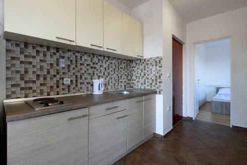 Summer Vibes Apartments
