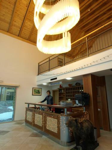 Posada Odmori?te Zir - Restoran Macola