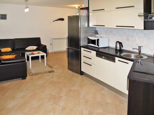 Holiday Home Edo (Brc601)