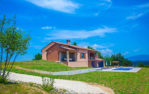 Looking For A Beautiful View And Privacy - Villa Mirna